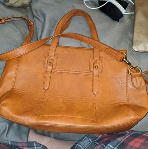 Universal Thread Satchel